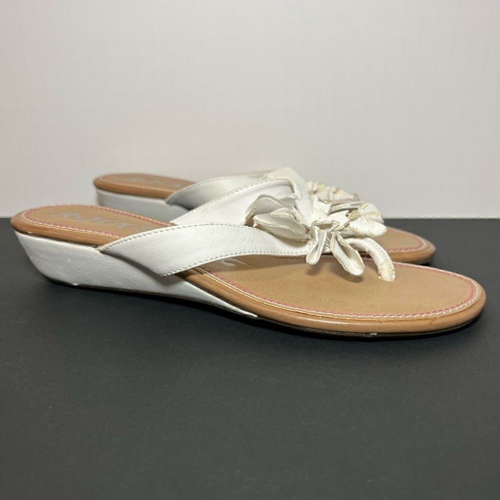 Womens ROCKET DOG White Floral Flip Flop Sandals / Size 8.5 Medium